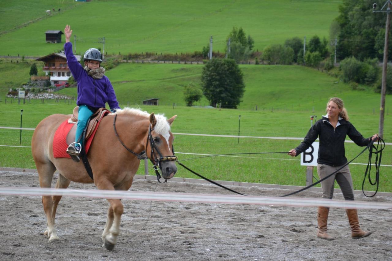 Kleintoedlinggut Villa Leogang Eksteriør bilde